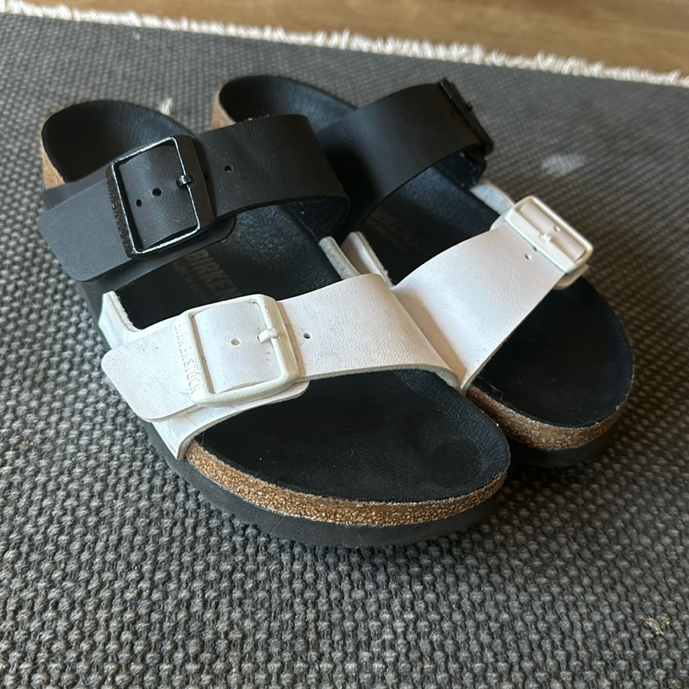 Women’s Birkenstocks size 38